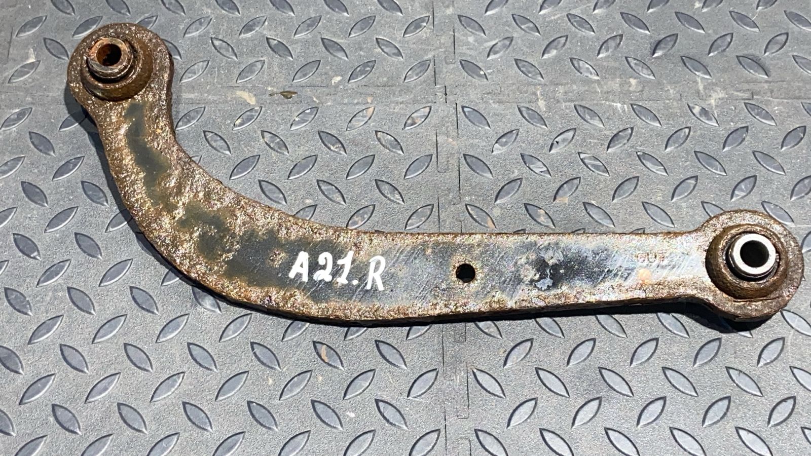 Рычаг задний Toyota Avensis/2 2003-2009