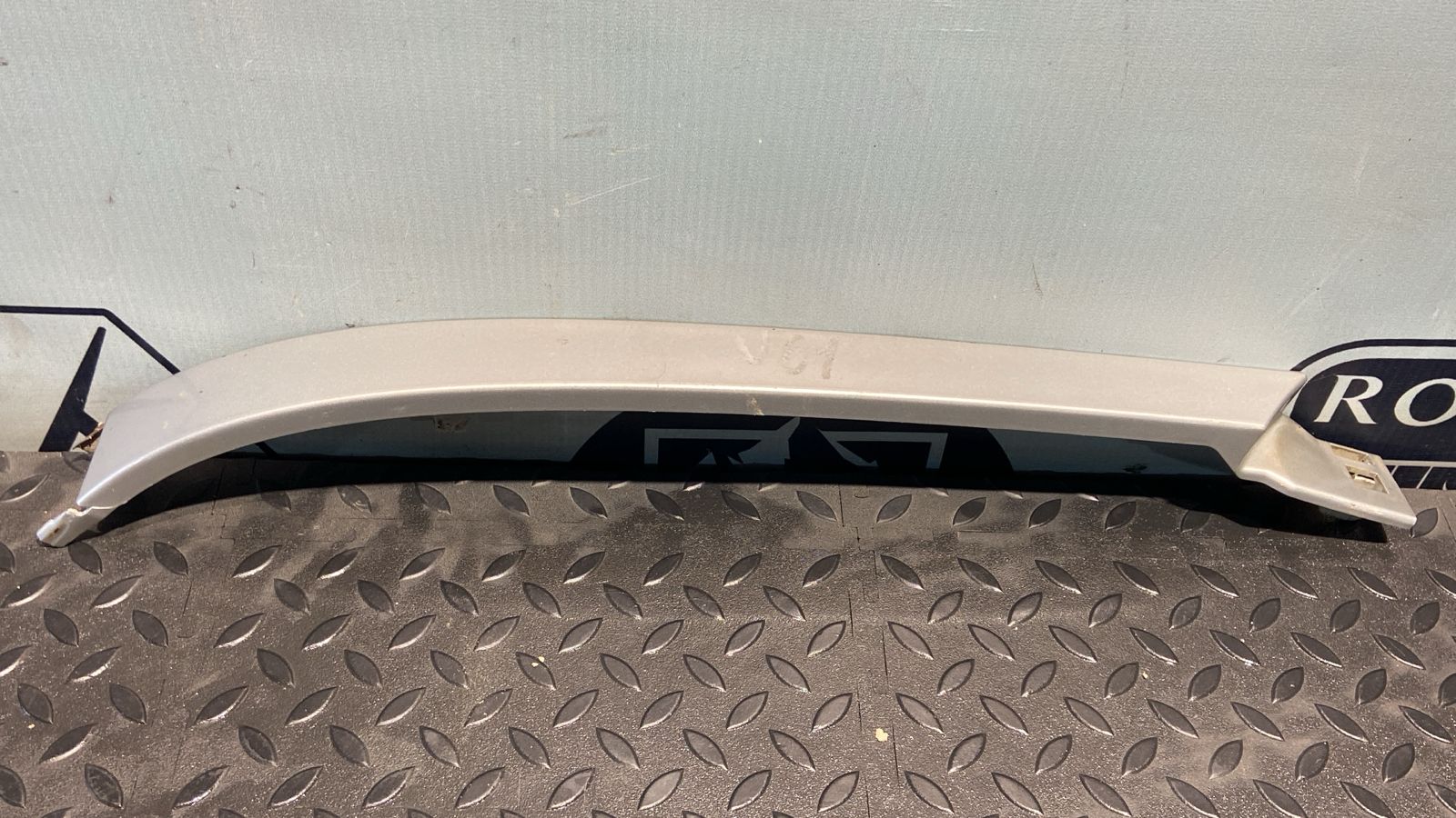 Планка под фару левая Mercedes M/W163 1997-2005