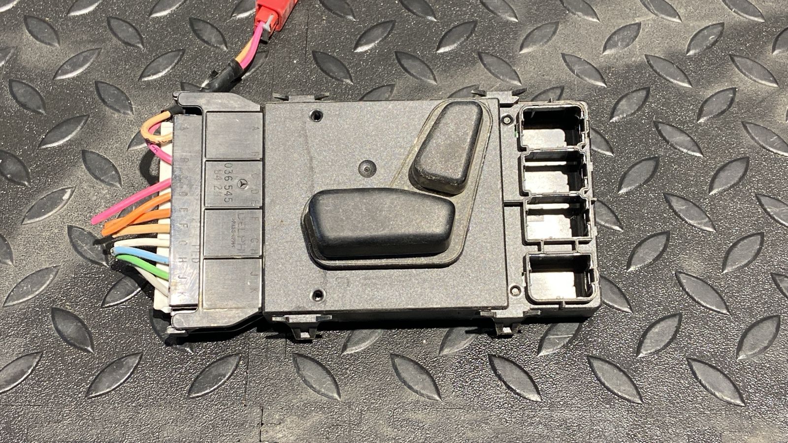 Блок управления сиденьем передний левый Mercedes M/W163 1997-2005