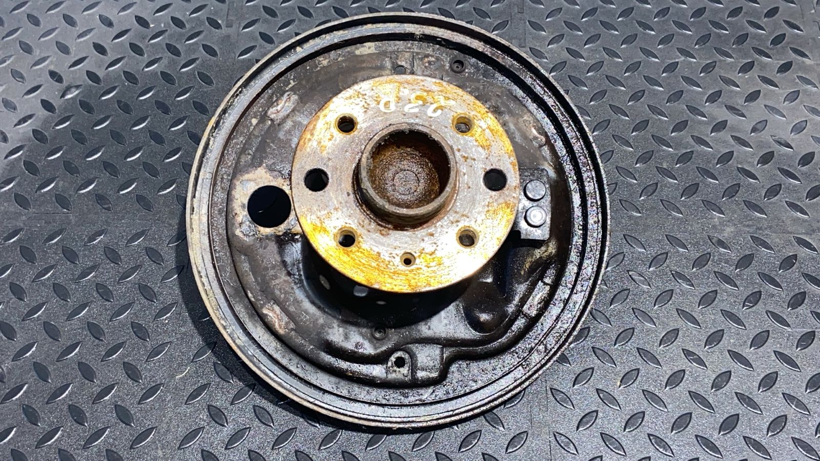 Ступица задняя Opel Astra/H 2004-2014