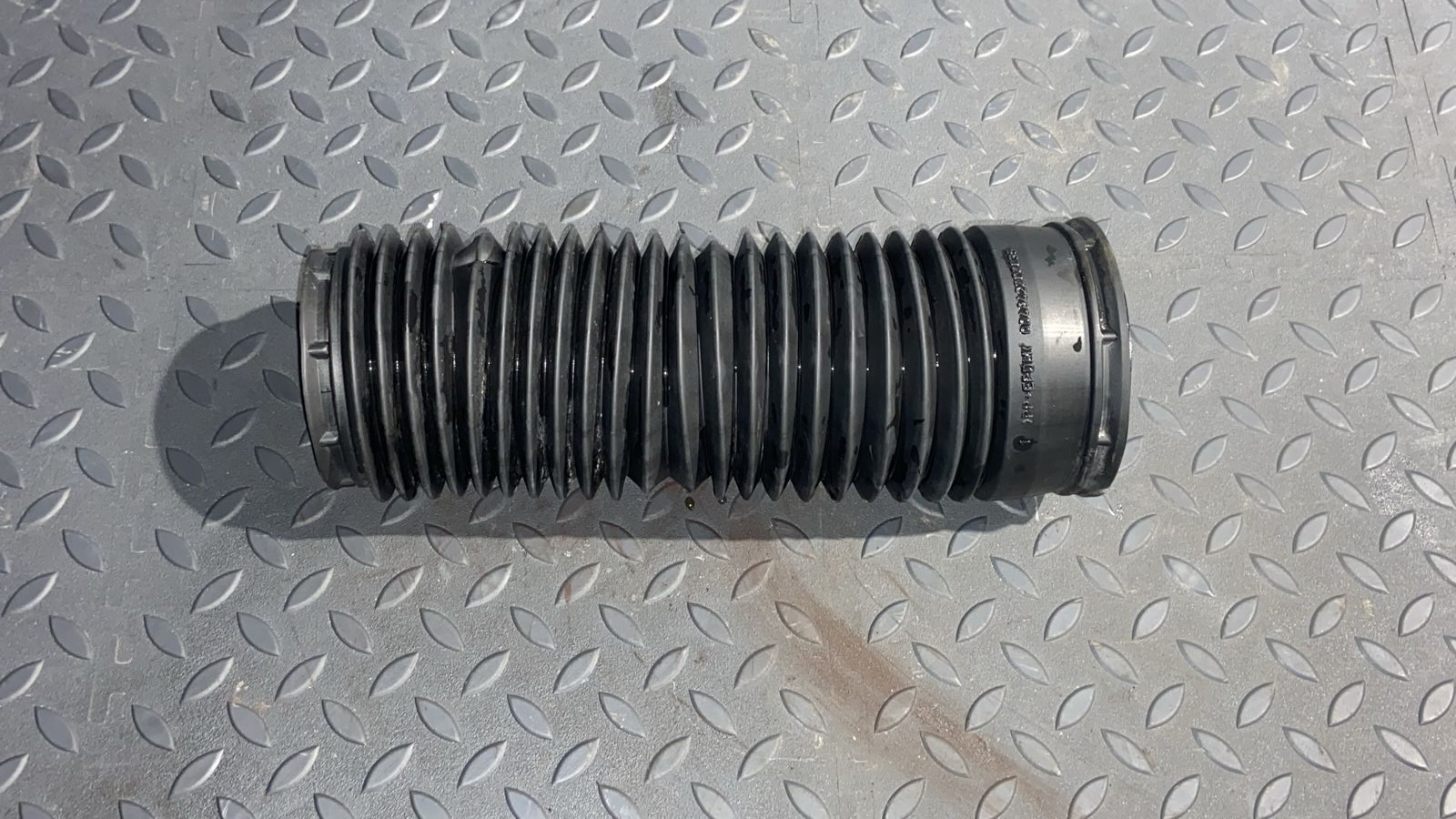 Пыльник амортизатора передний Ford Transit 2006-2013