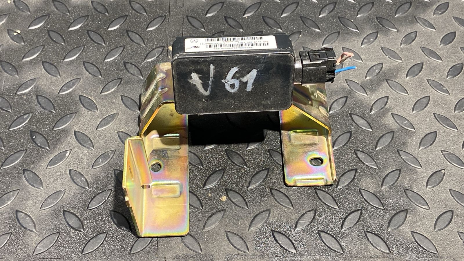 Датчик ускорения Mercedes M/W163 1997-2005