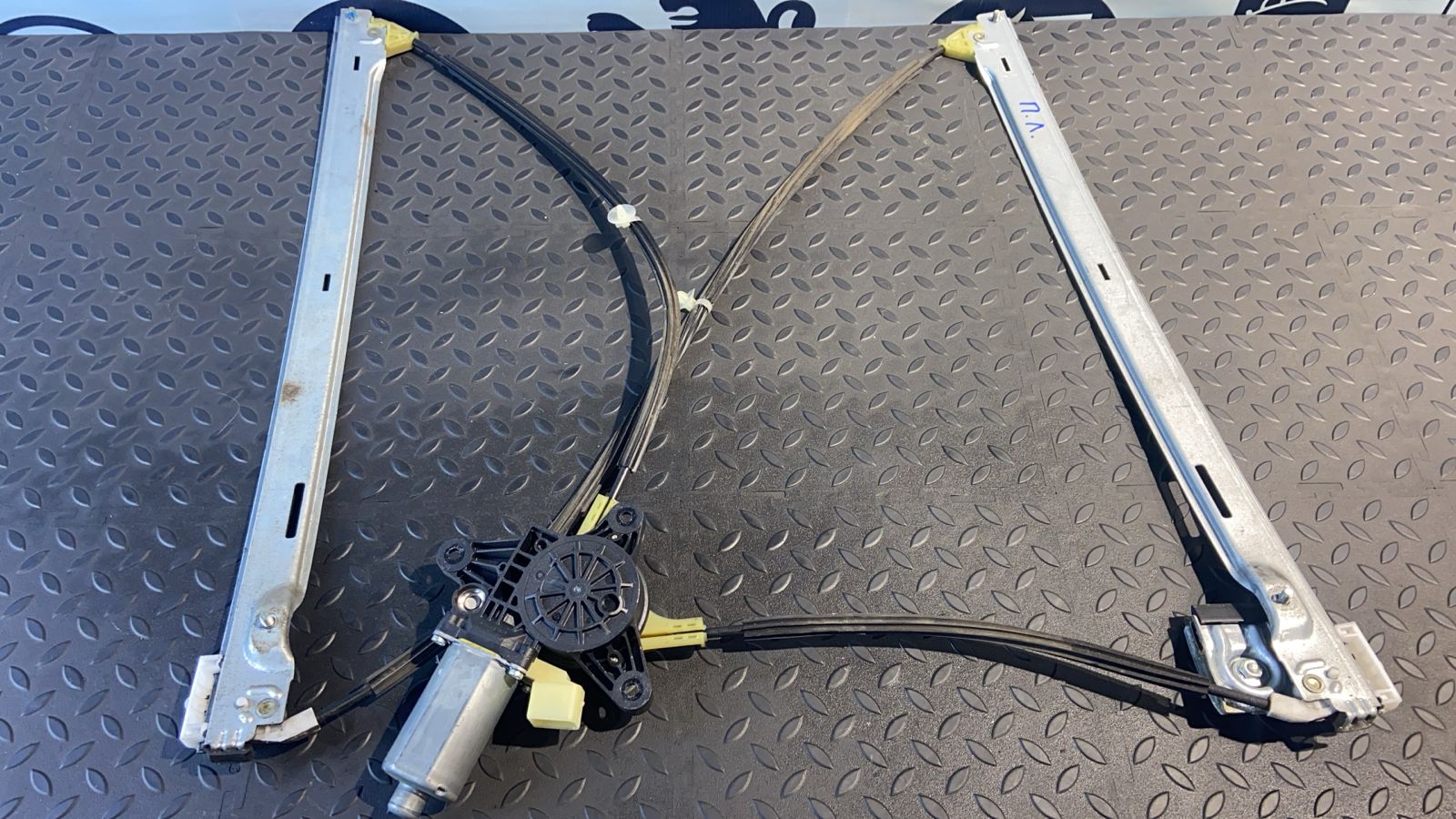 Стеклоподъемник передний левый Mercedes Vito/W639 2003-2014