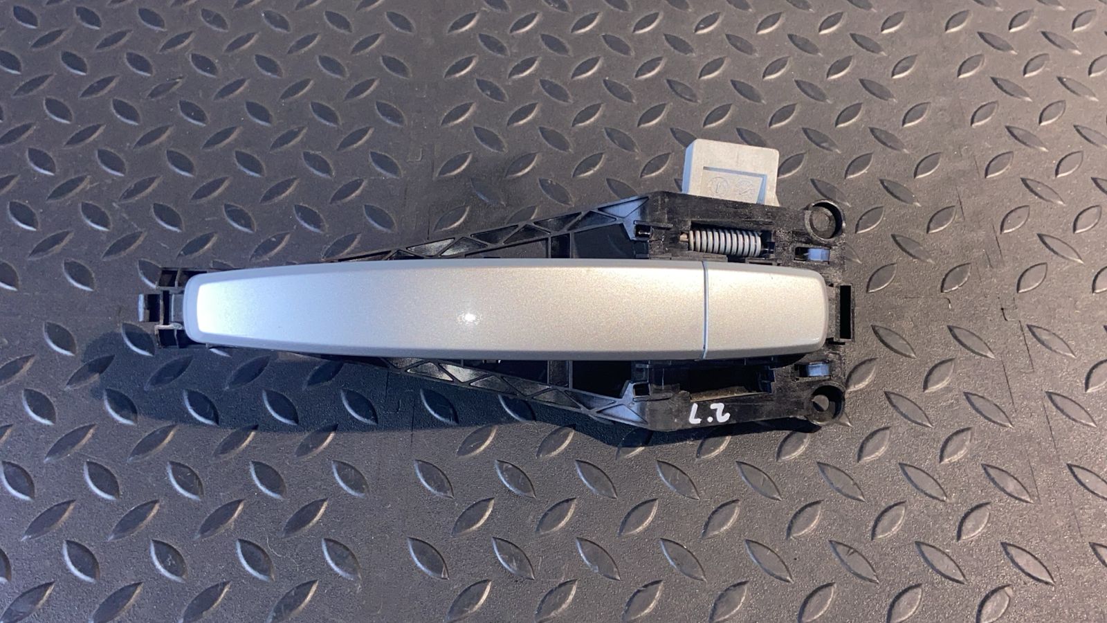 Ручка двери задняя левая Opel Zafira/B 2005-2014