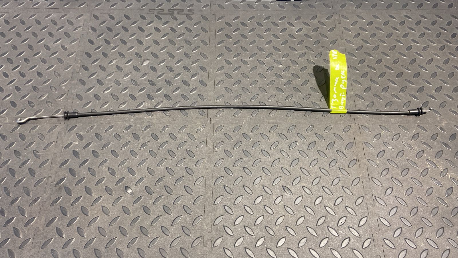 Трос замка двери передний правый Mercedes Vito/W639 2003-2014