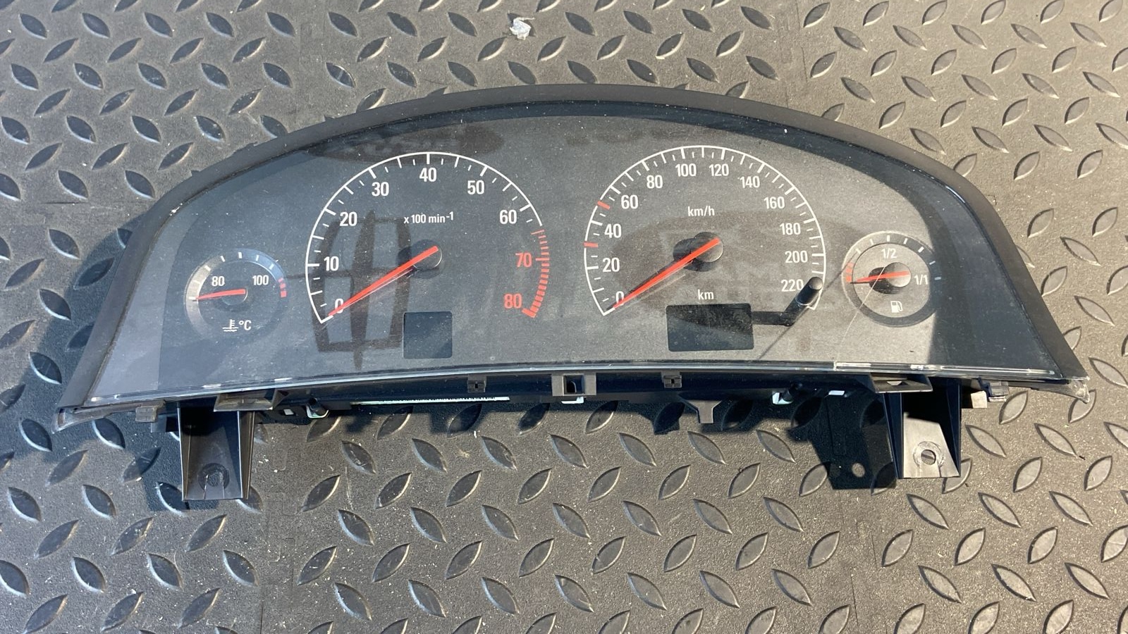 Комбинация приборов (Щиток) Opel Vectra/C 2002-2008