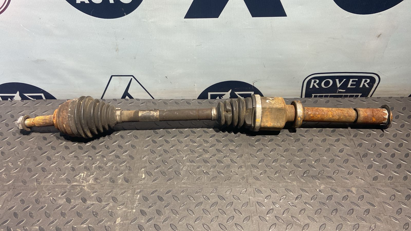 Полуось передняя правая Renault Megane/2 2002-2009