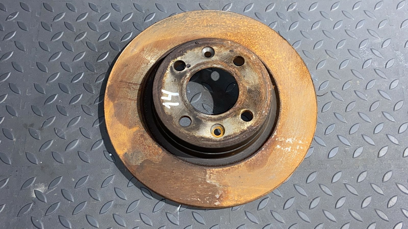 Диск тормозной передний Renault Logan 2004-2015