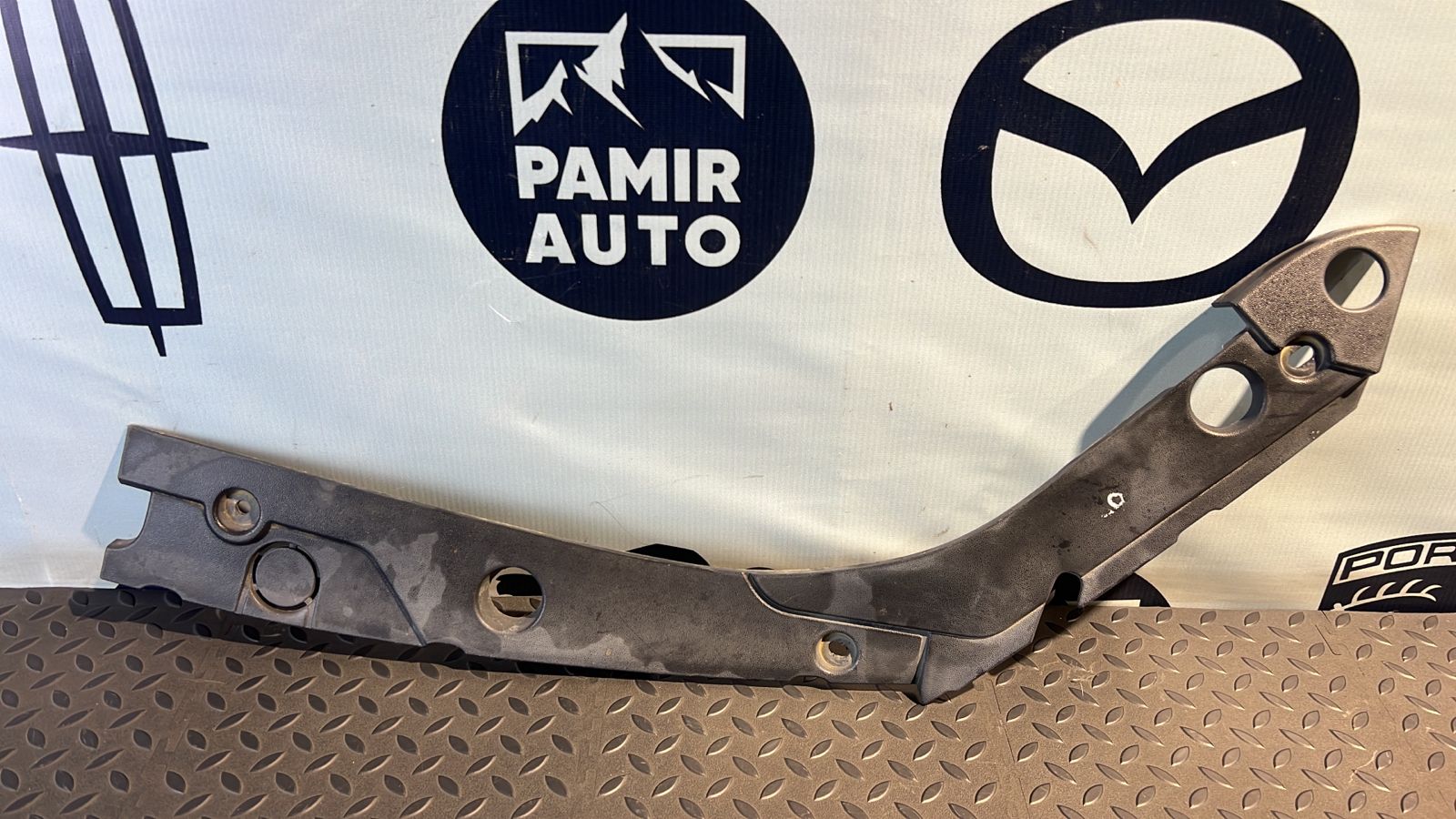 Накладка декоративная левая Renault Scenic/2 2003-2009