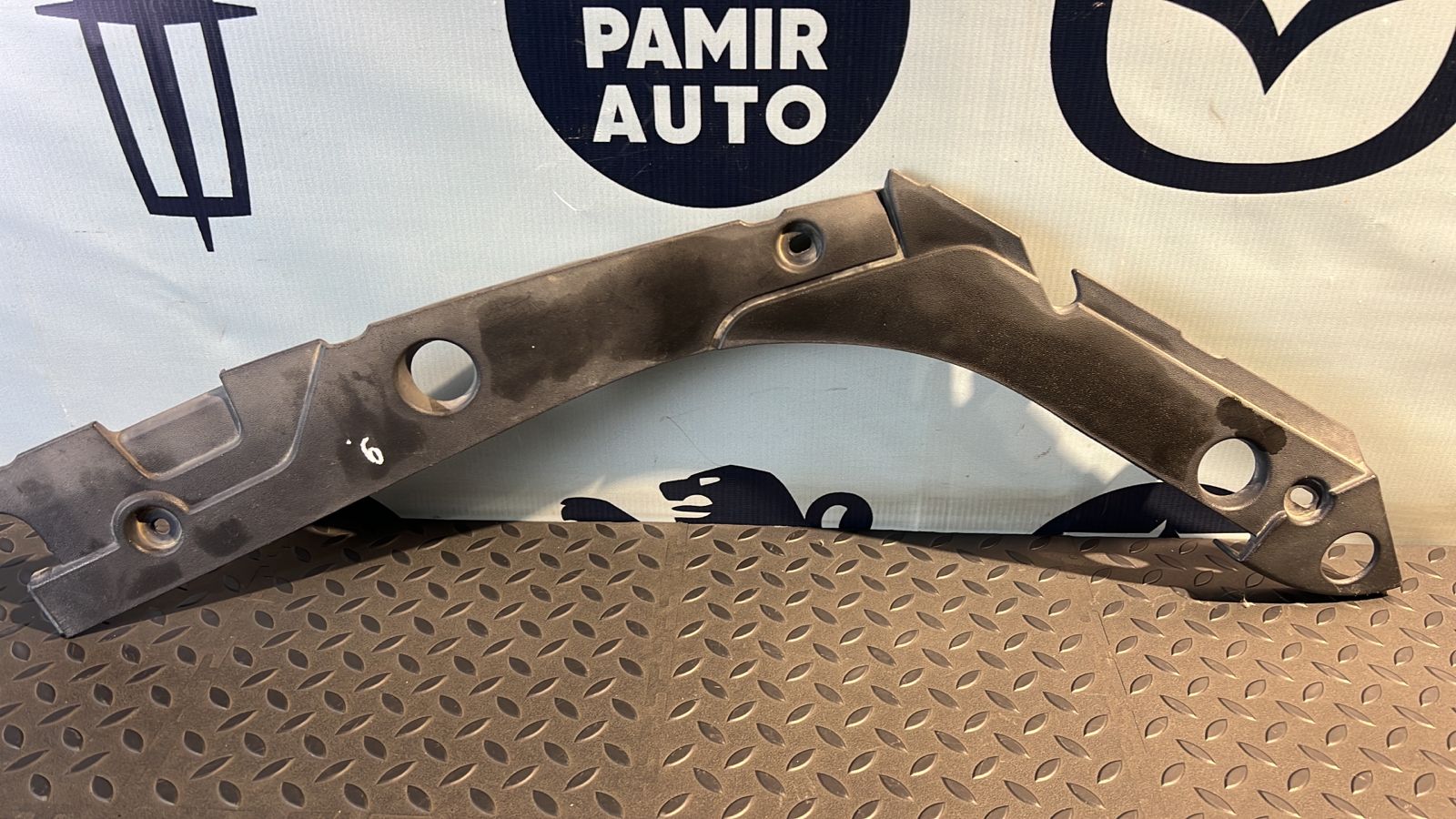 Накладка декоративная правая Renault Scenic/2 2003-2009