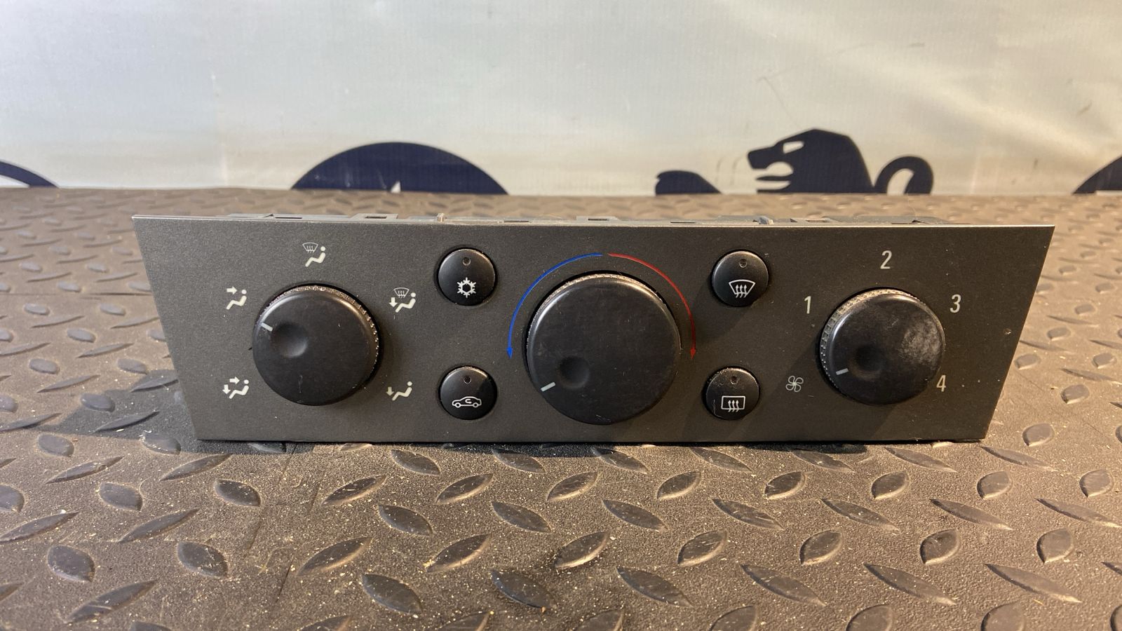 Блок управления климатом Opel Vectra/C 2002-2008