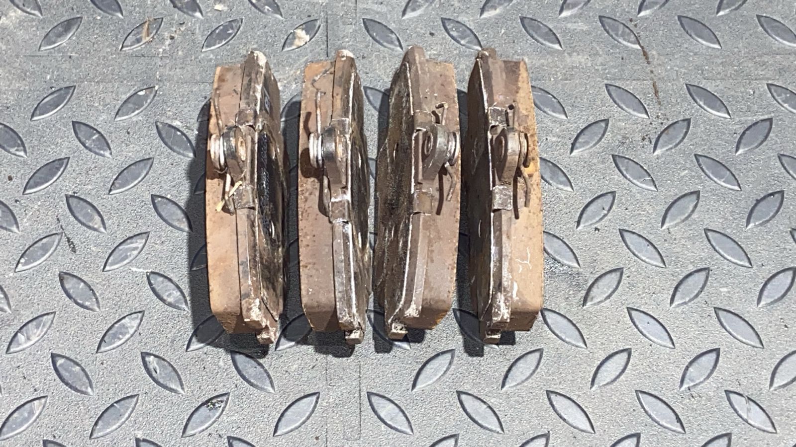 Колодки тормозные передние Renault Sandero 2009-2014