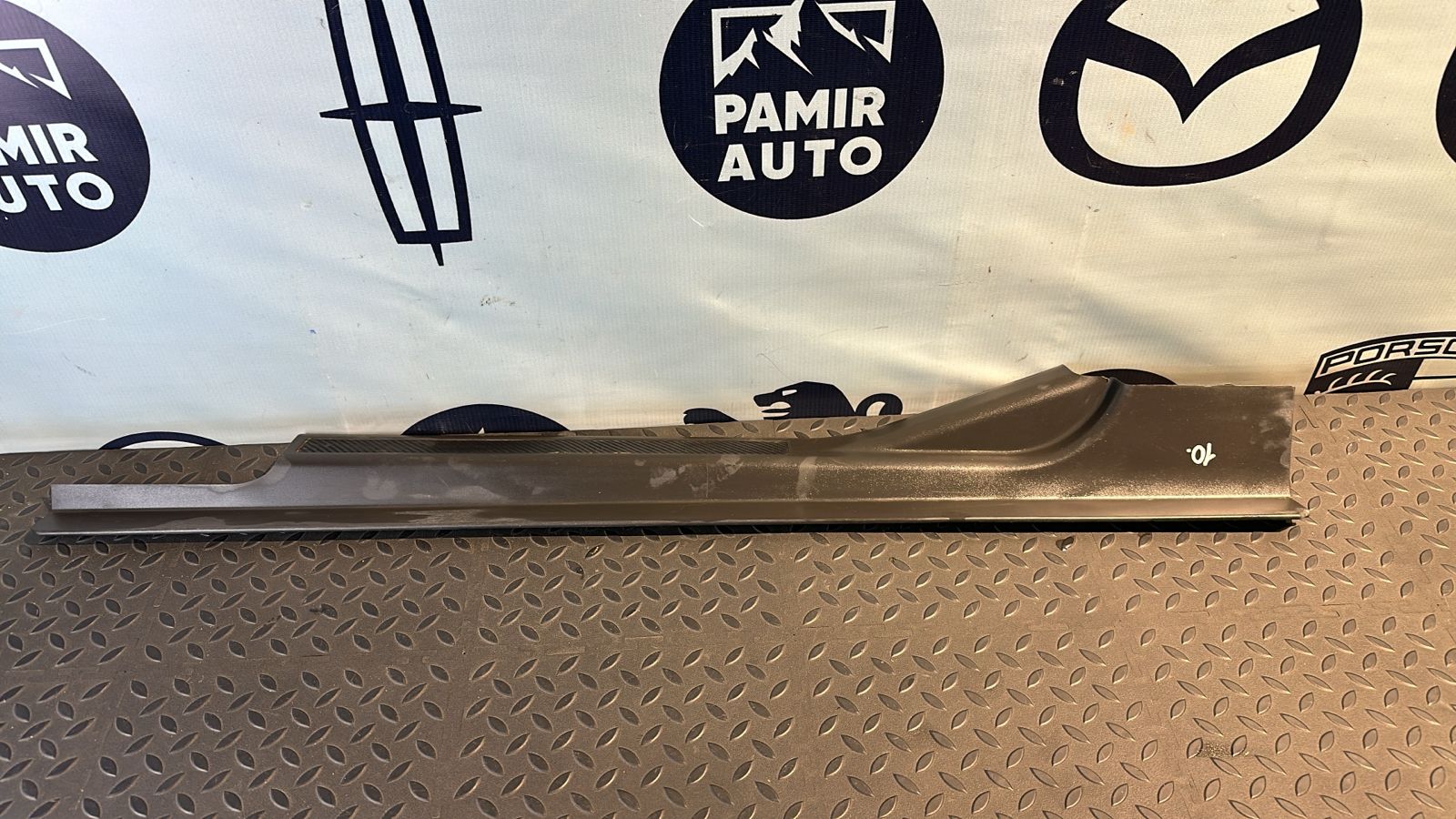 Накладка порога передняя левая Mercedes C/W203 2000-2008