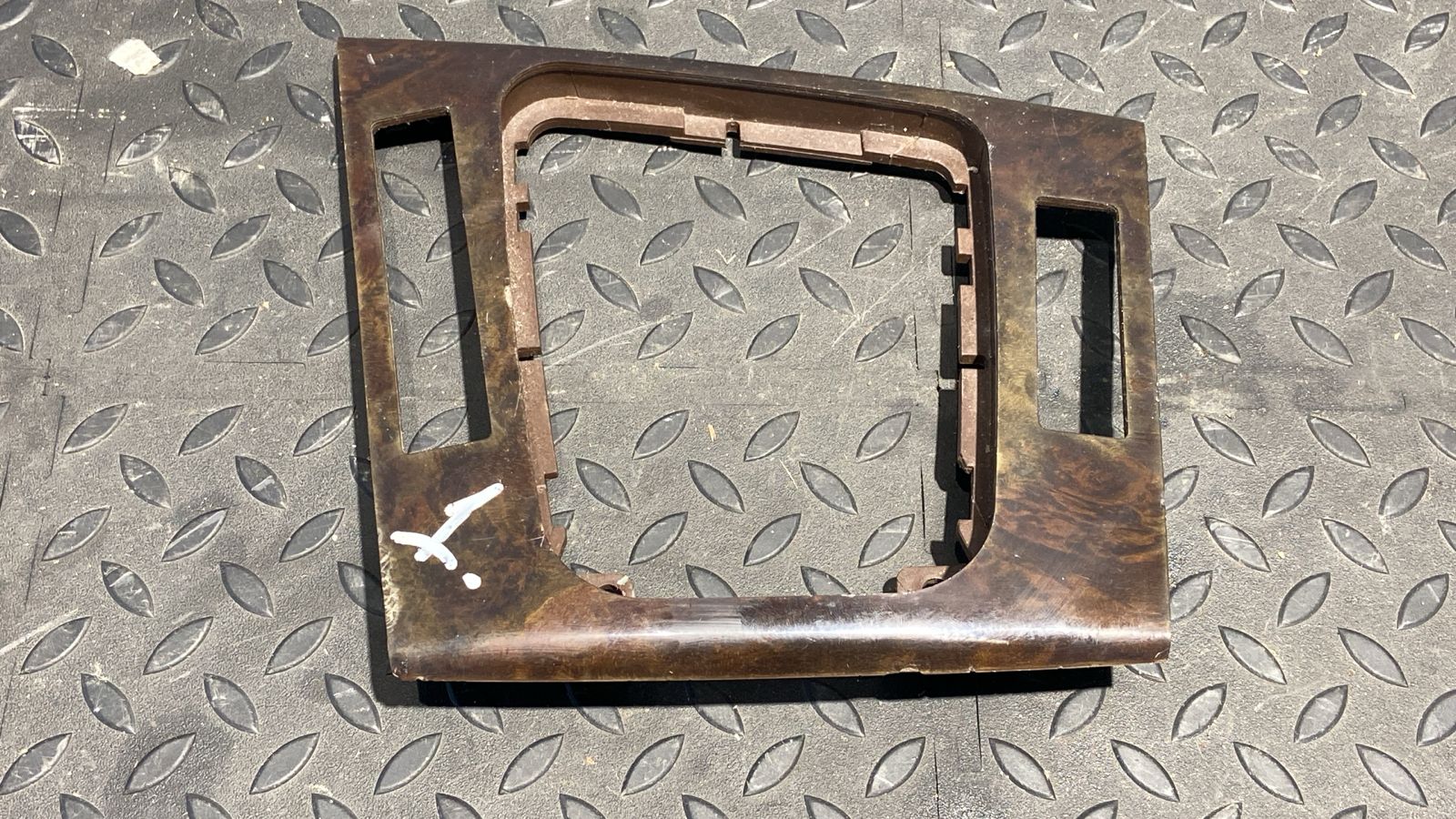 Накладка на кулису МКПП BMW 3/E46 1998-2007