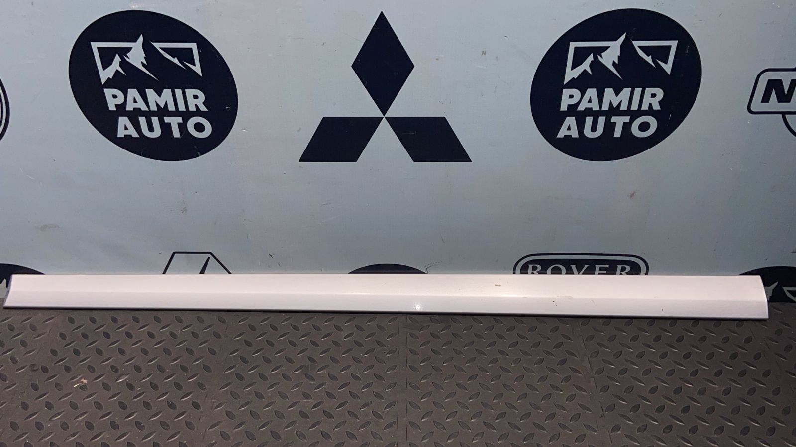 Молдинг двери передний правый Mercedes C/W203 2000-2008