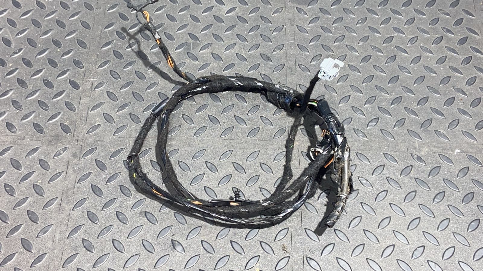 Проводка крышки багажника Ford Focus 1998-2007