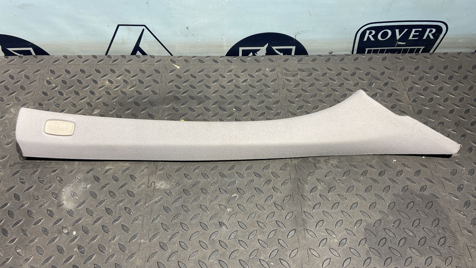 Обшивка стойки передняя правая Opel Astra/H 2004-2014