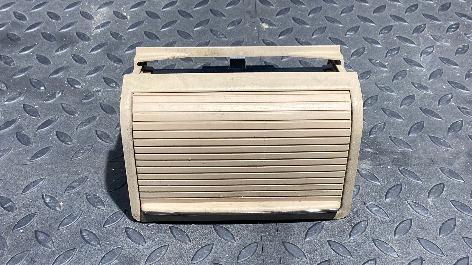 Пепельница BMW 3/E46 1998-2007