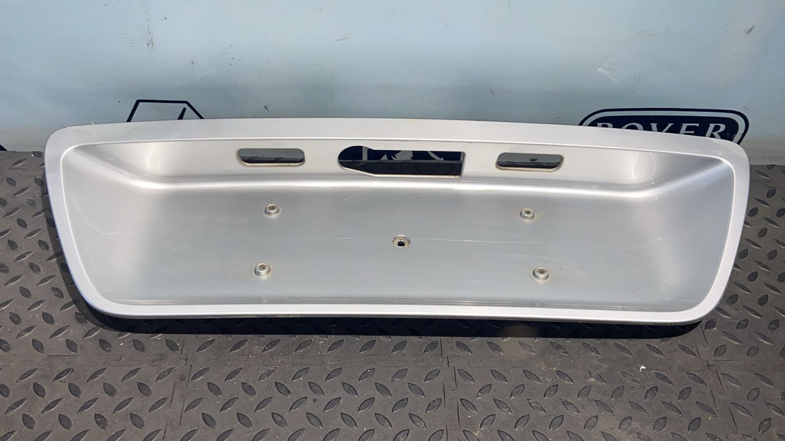 Накладка двери багажника Mercedes C/W203 2000-2008