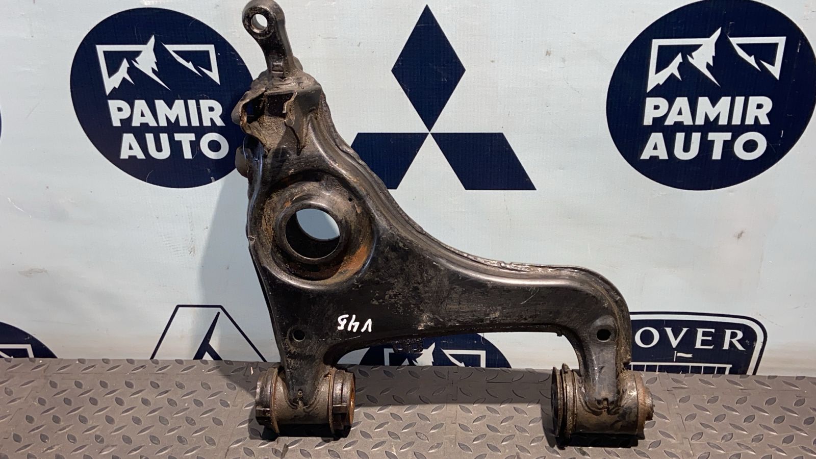 Рычаг передний левый Mercedes E/W210 1995-2003