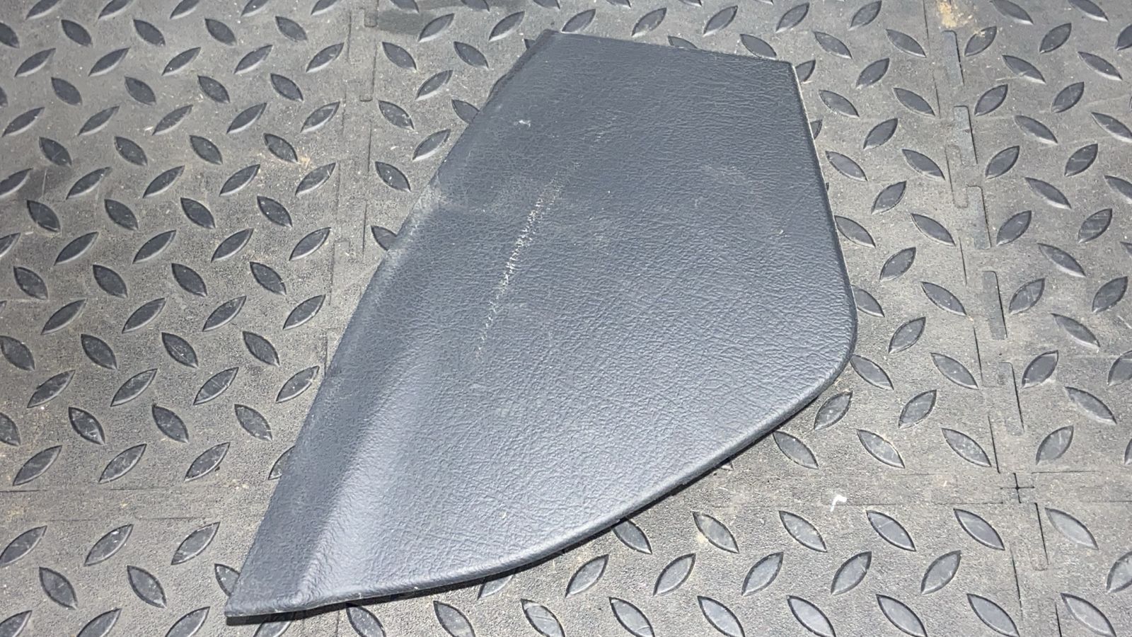 Накладка на торпедо левая Mercedes M/W163 1997-2005