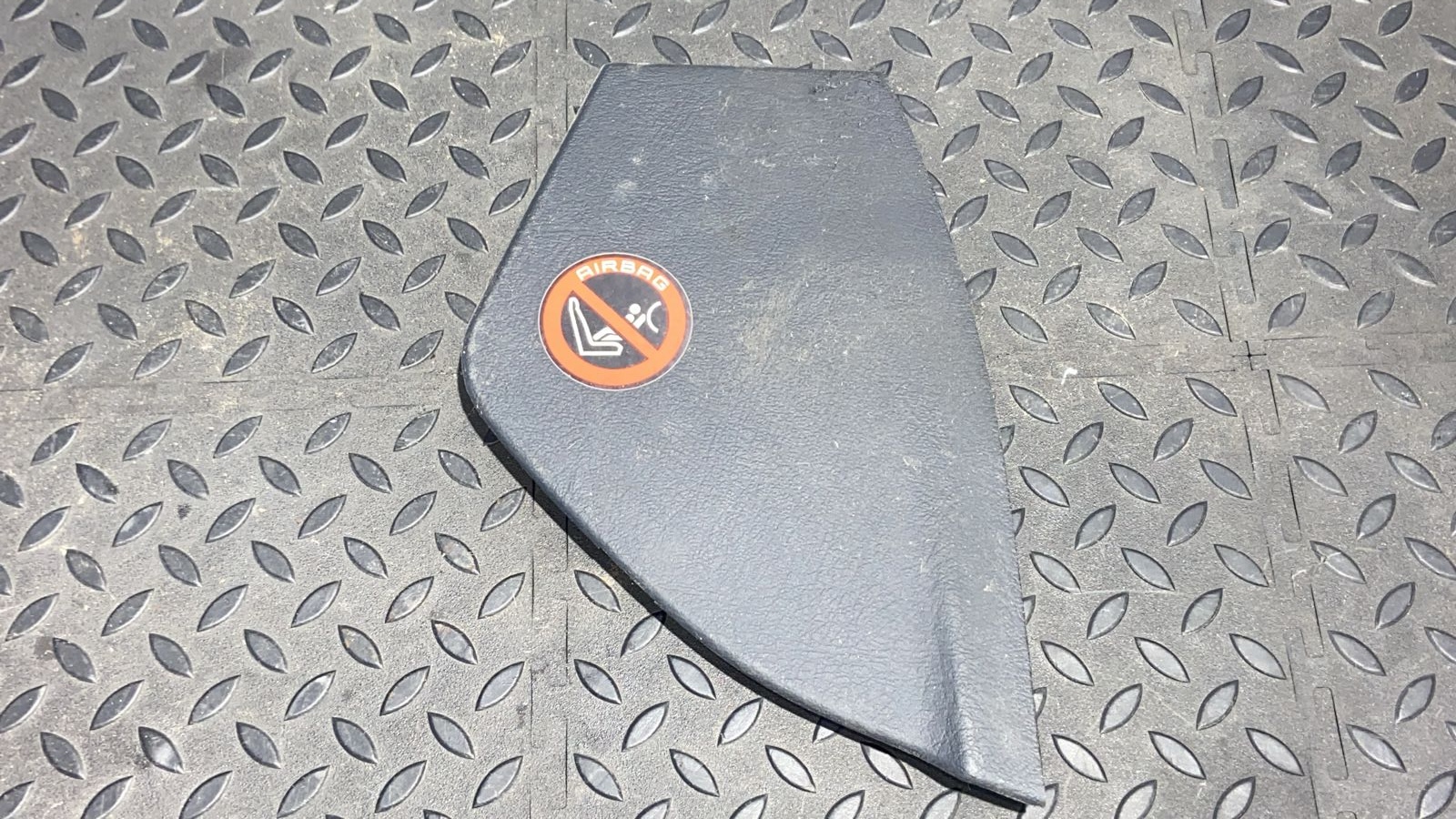 Накладка на торпедо правая Mercedes M/W163 1997-2005