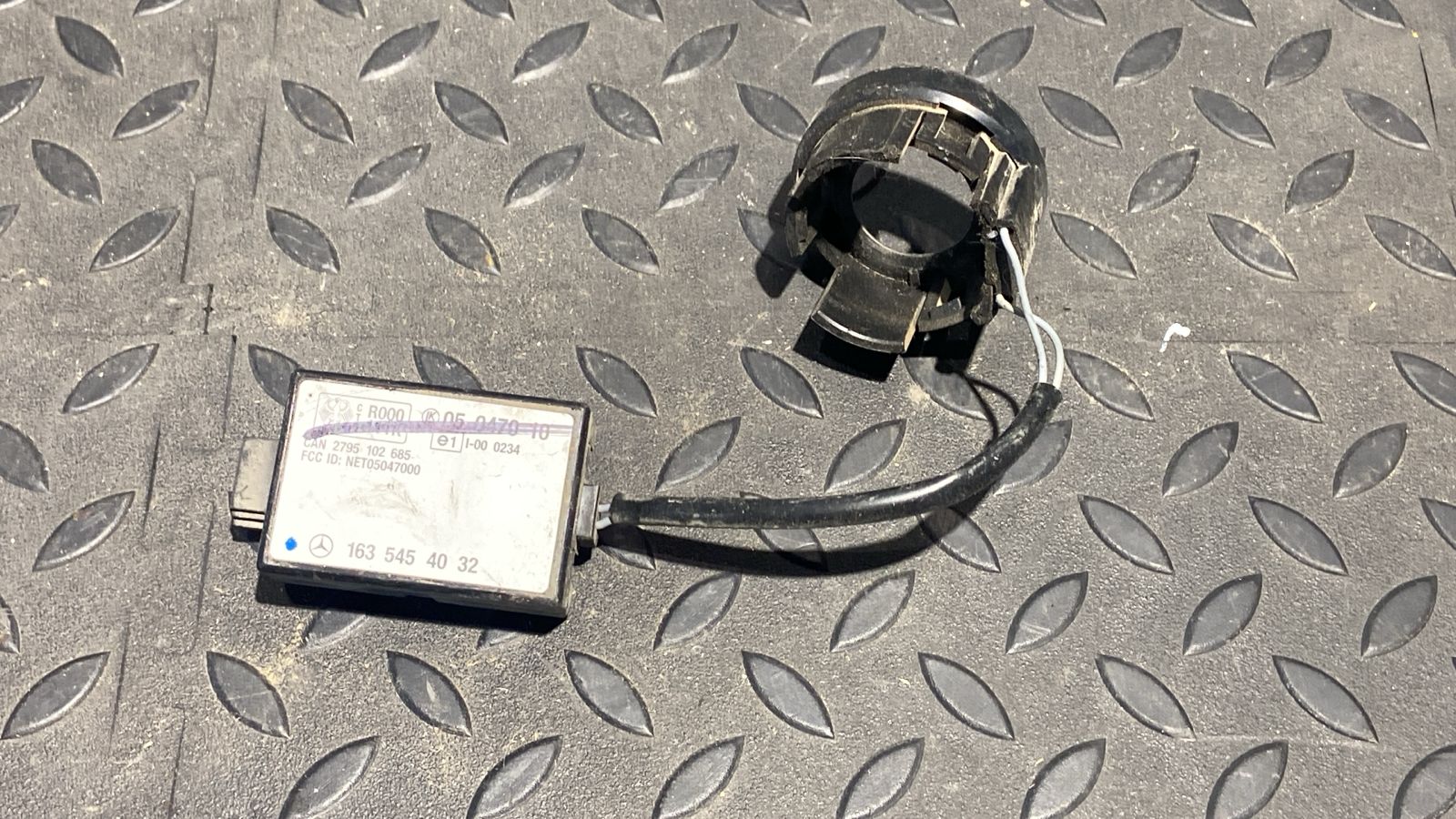 Блок иммобилайзера Mercedes M/W163 1997-2005