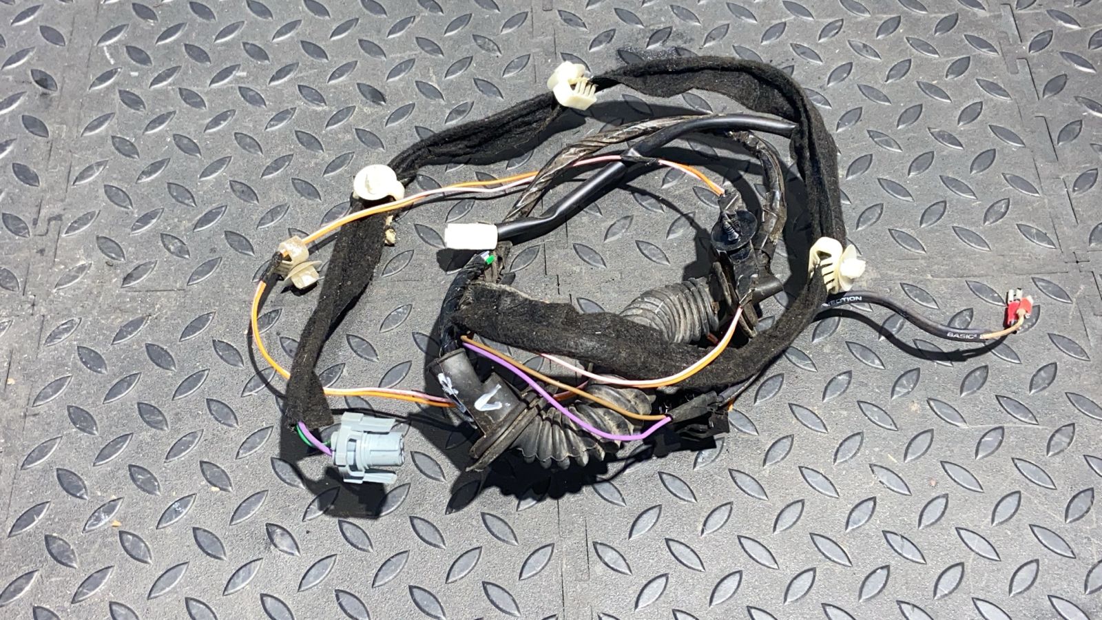 Проводка двери передняя левая Renault Logan 2004-2015