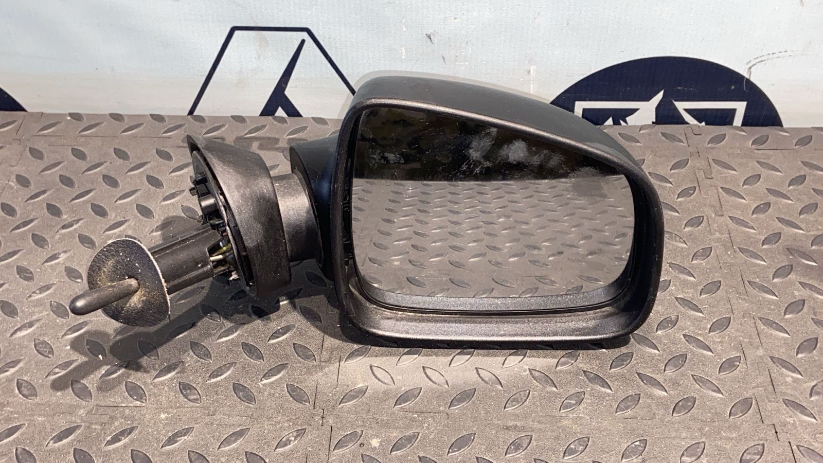 Зеркало правое Renault Sandero 2009-2014