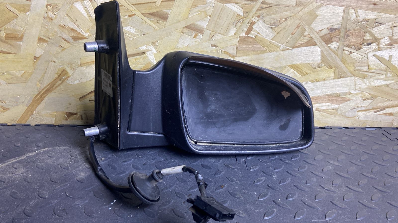 Зеркало правое Opel Zafira/B 2005-2014