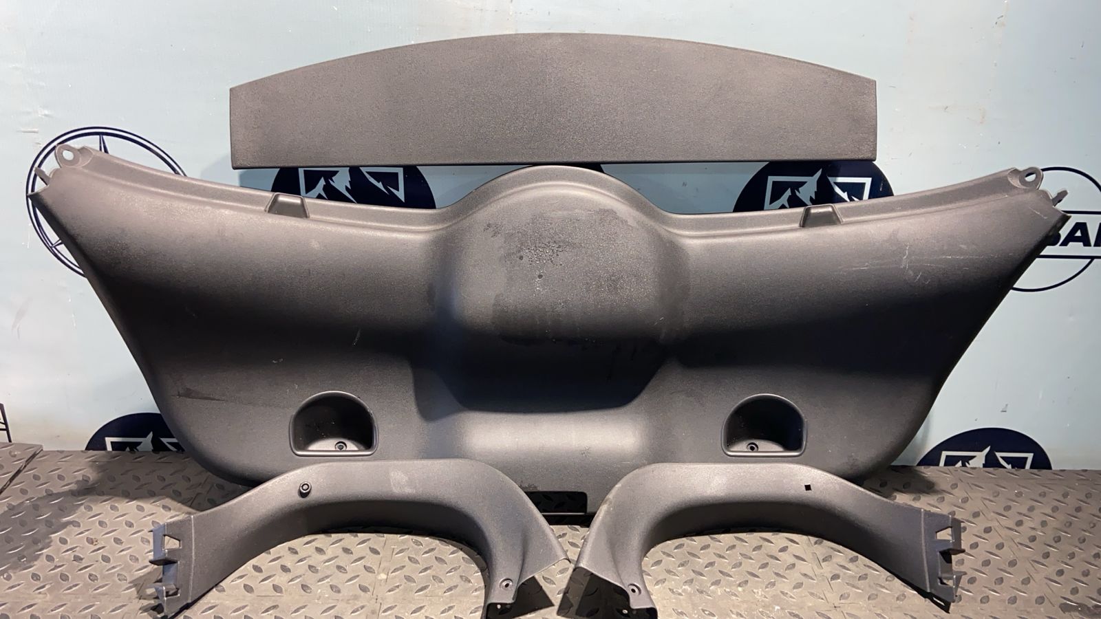 Обшивка двери багажника Renault Megane/2 2002-2009