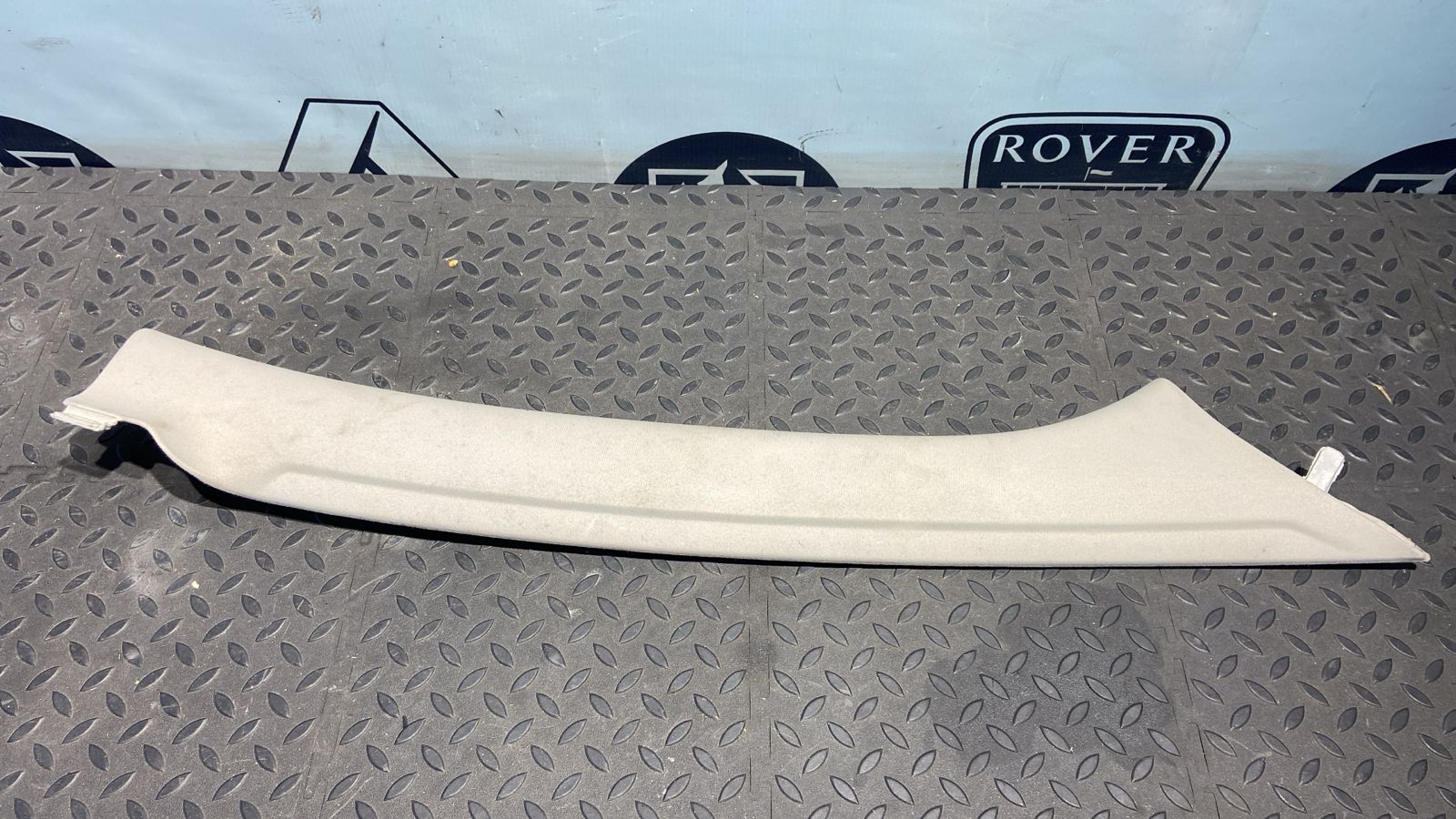 Обшивка стойки передняя левая Renault Megane/2 2002-2009