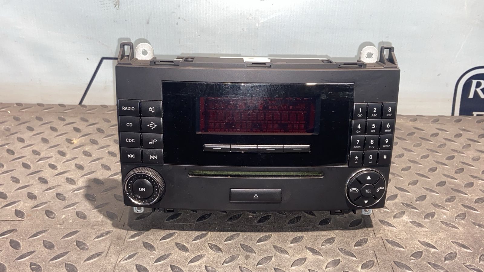 Магнитола Mercedes B/W245 2005-2011