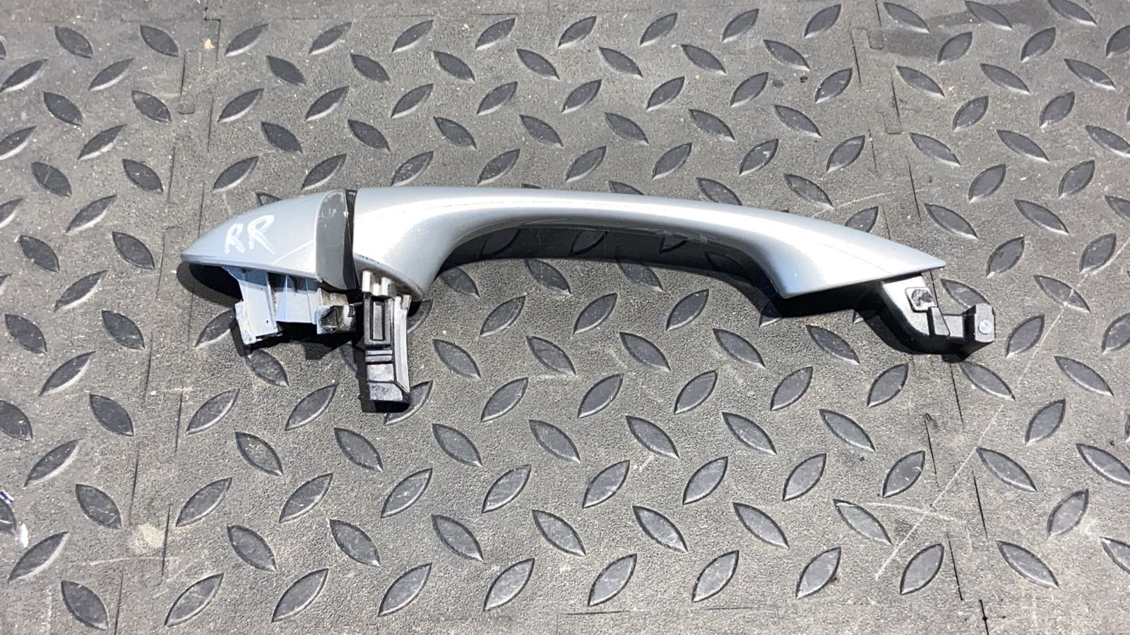 Ручка двери передняя правая Mercedes B/W245 2005-2011