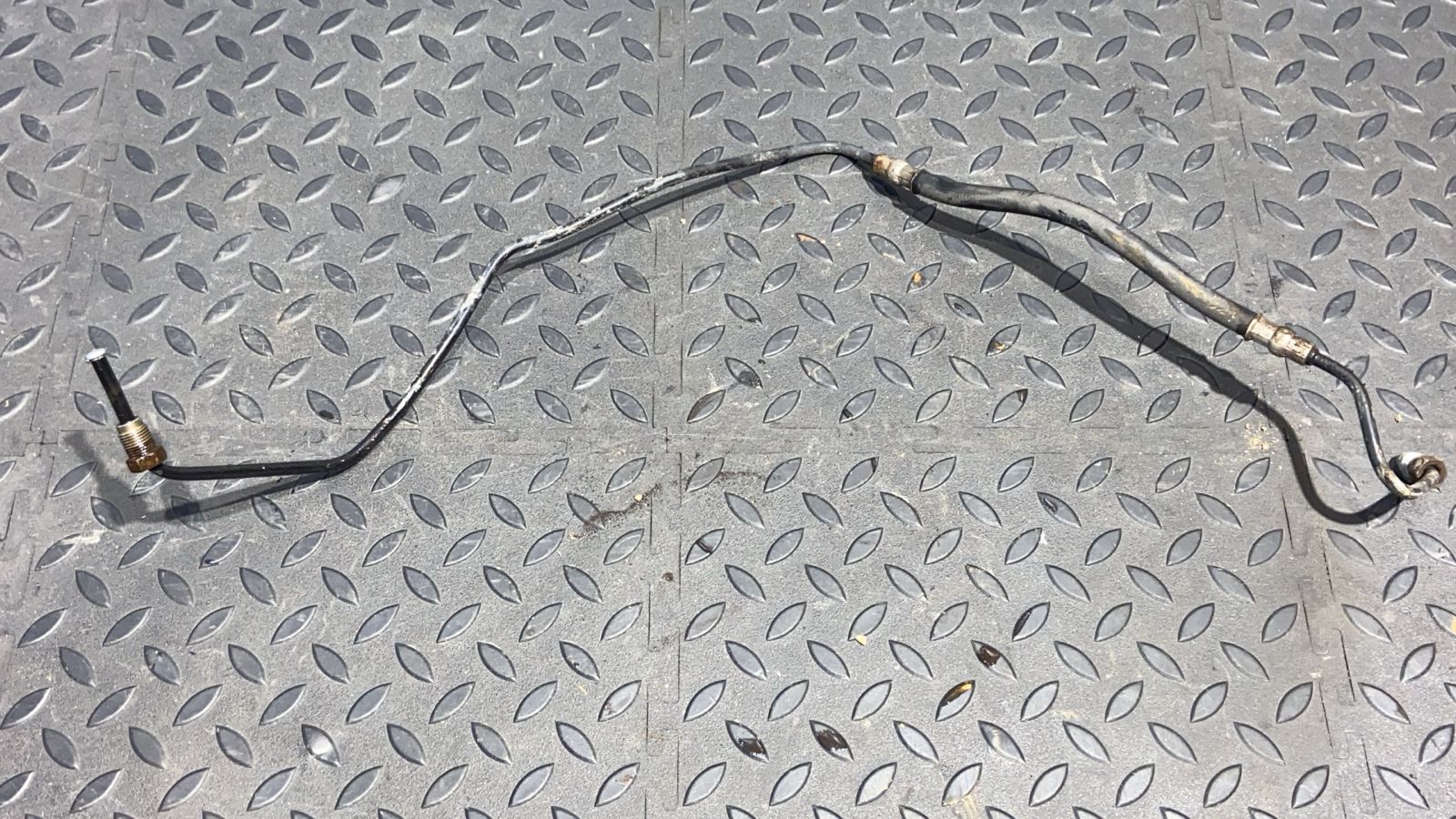 Трубка тормозная Toyota Avensis/2 2003-2009