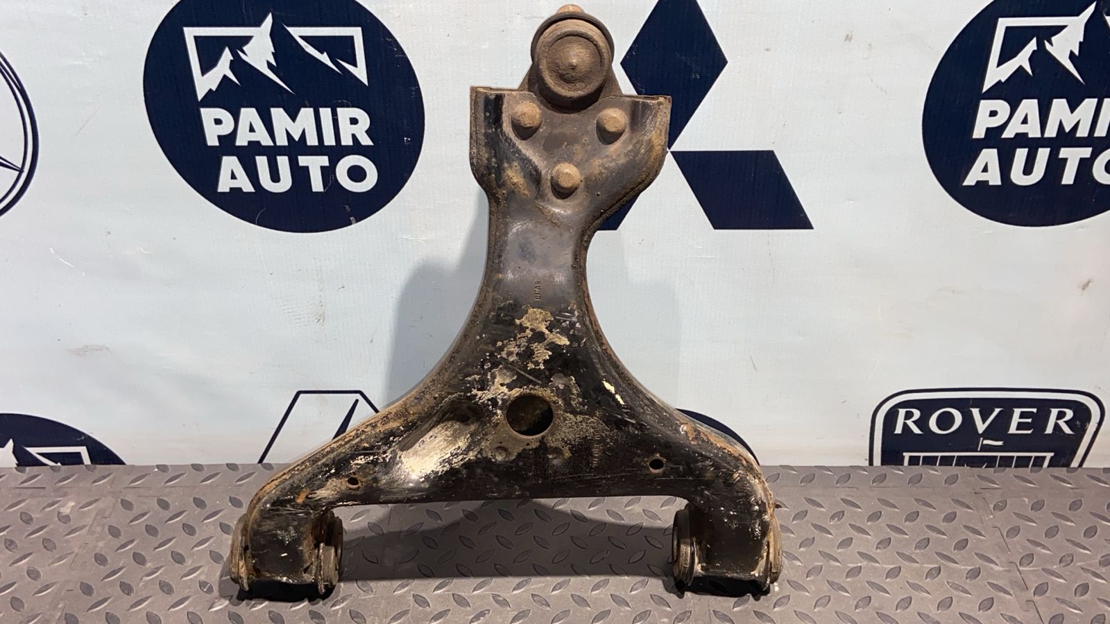 Рычаг передний левый Mercedes Vito/W639 2003-2014