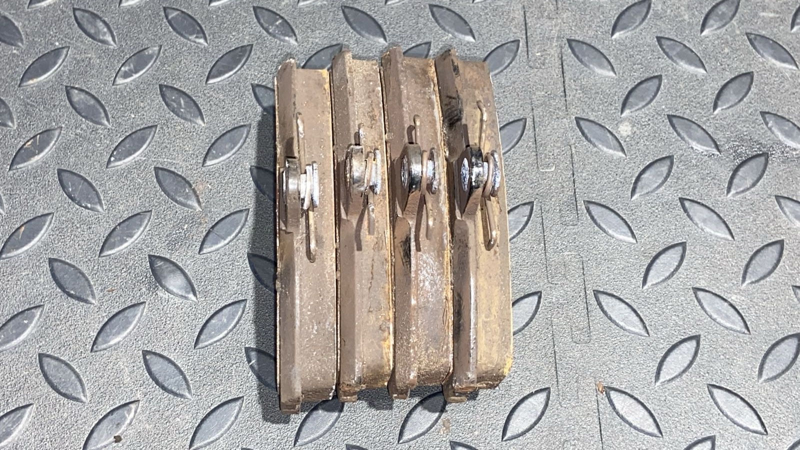 Колодки тормозные передние Renault Logan 2004-2015