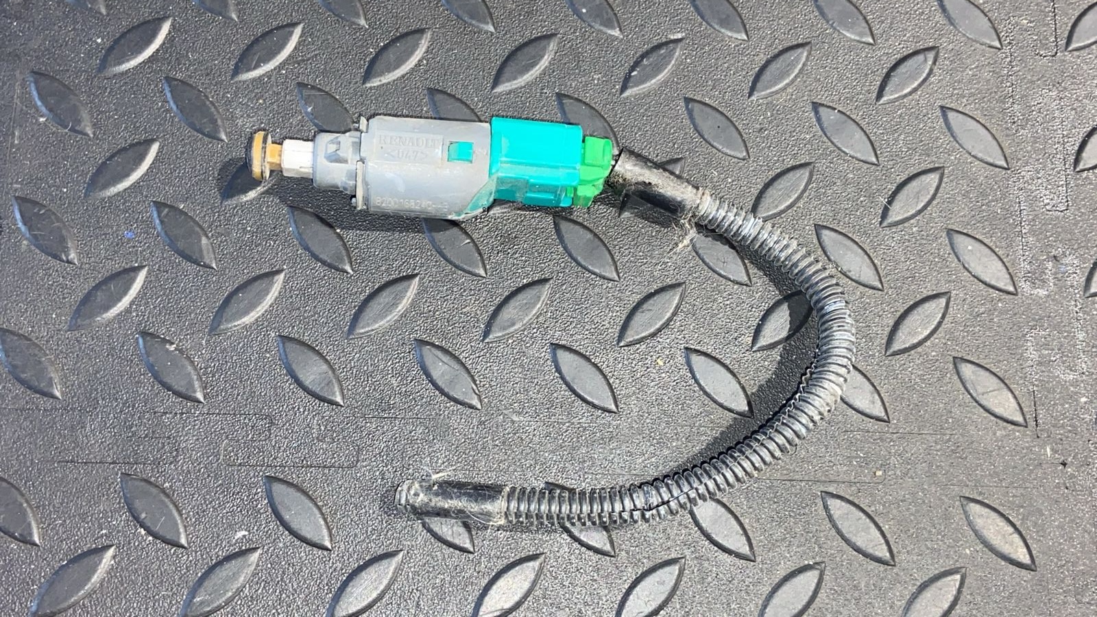 Датчик педали сцепления Renault Megane/2 2002-2009