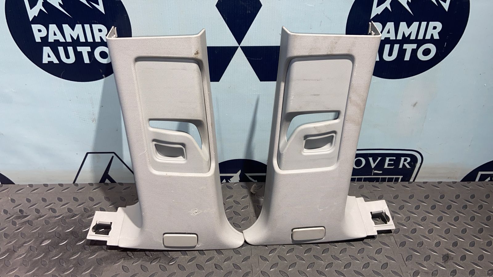 Обшивка стойки задняя Opel Zafira/B 2005-2014