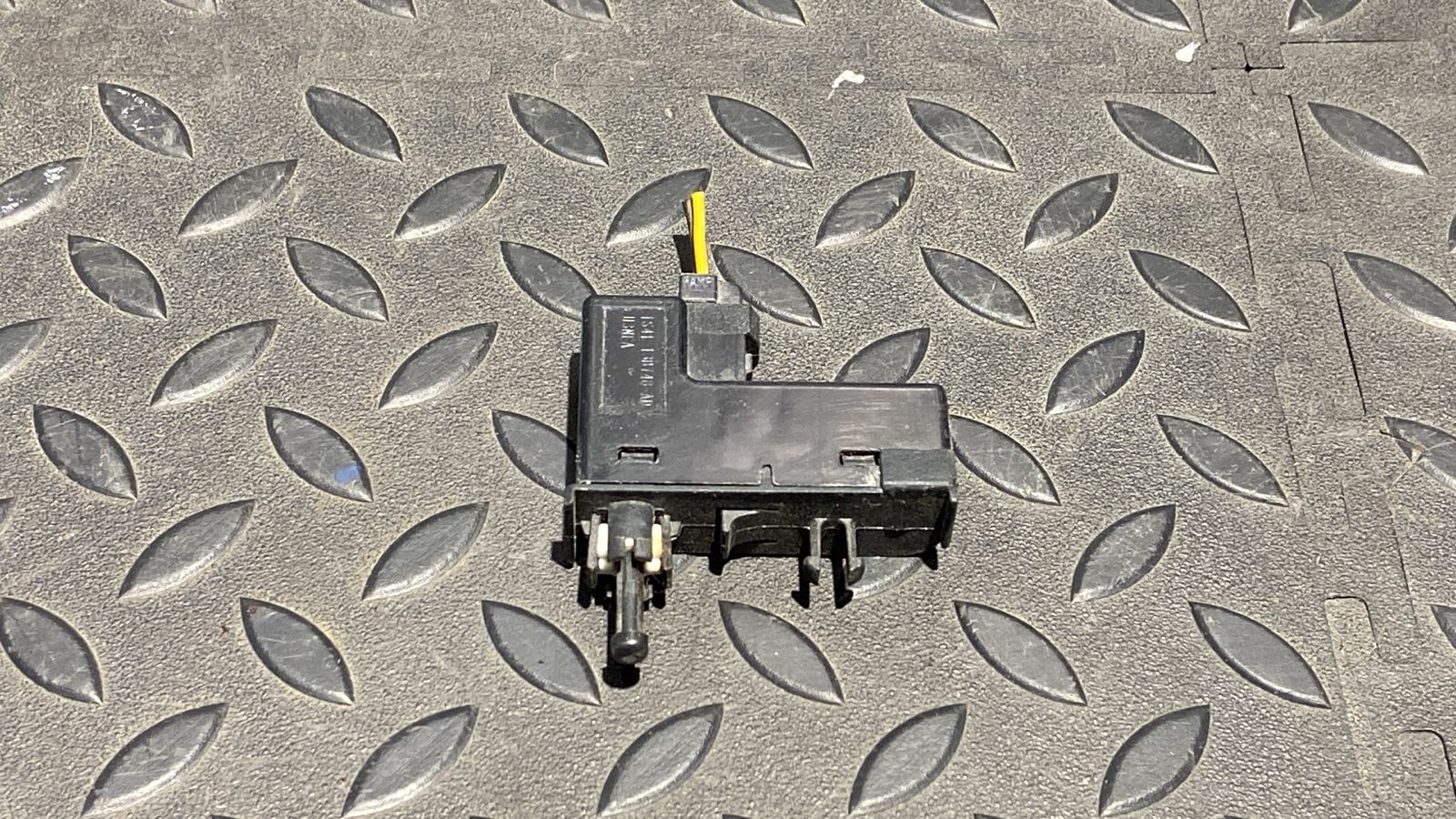 Выключатель концевой Ford Focus 1998-2007