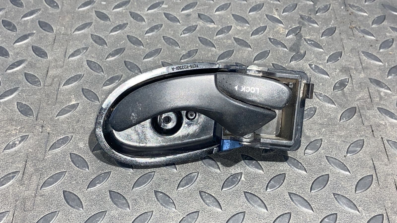 Ручка двери передняя левая Ford Transit 2006-2013