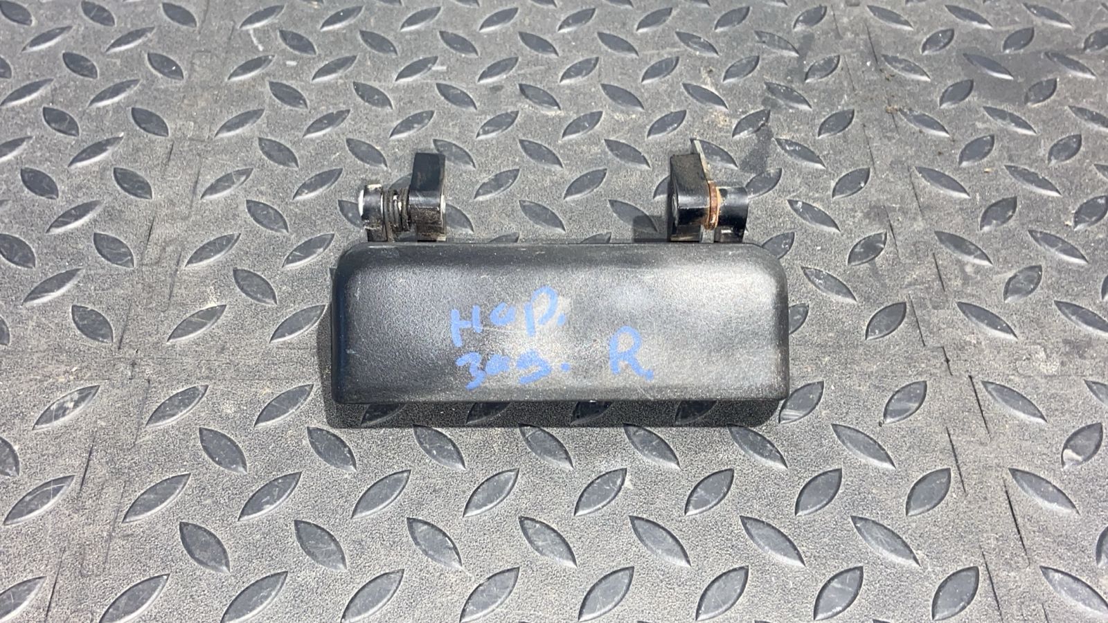 Ручка двери сдвижной правая Ford Transit 2006-2013