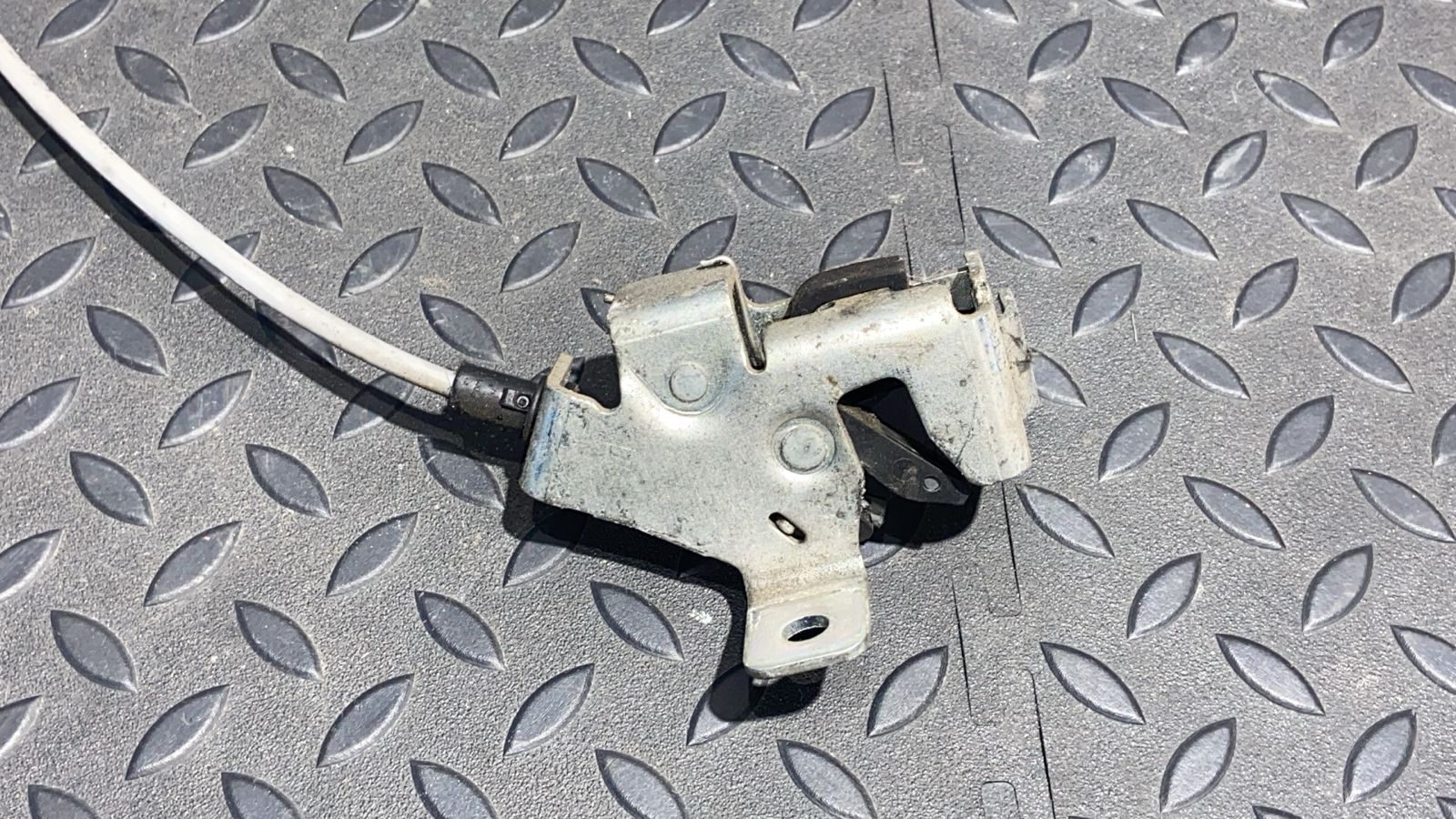 Замок двери багажника Ford Transit 2006-2013