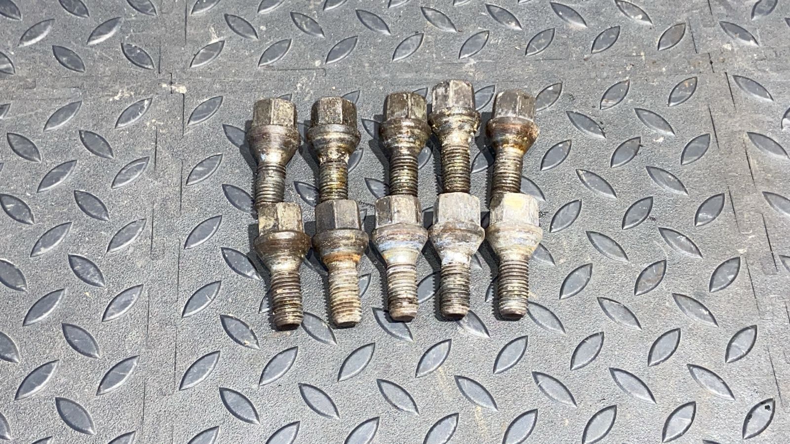 Болт колесный Opel Vectra/C 2002-2008