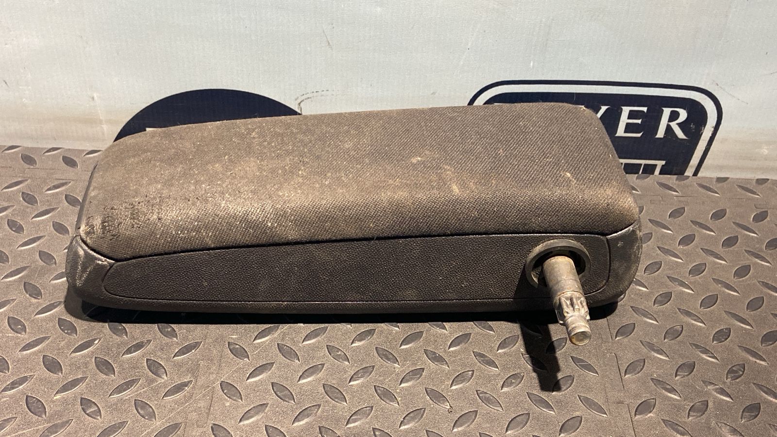 Подлокотник сиденья Opel Zafira/B 2005-2014