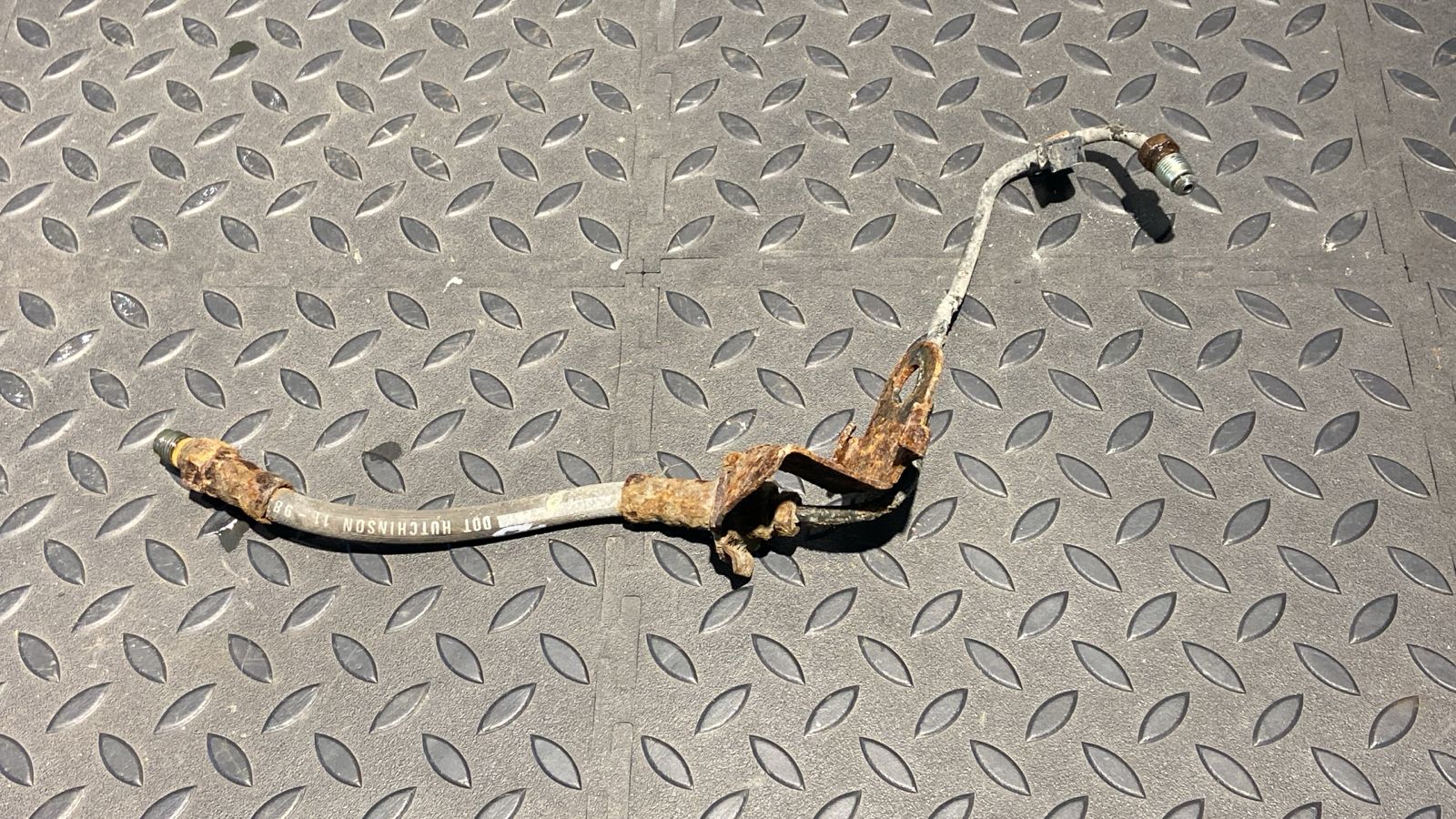 Шланг тормозной задний Ford Focus 1998-2007