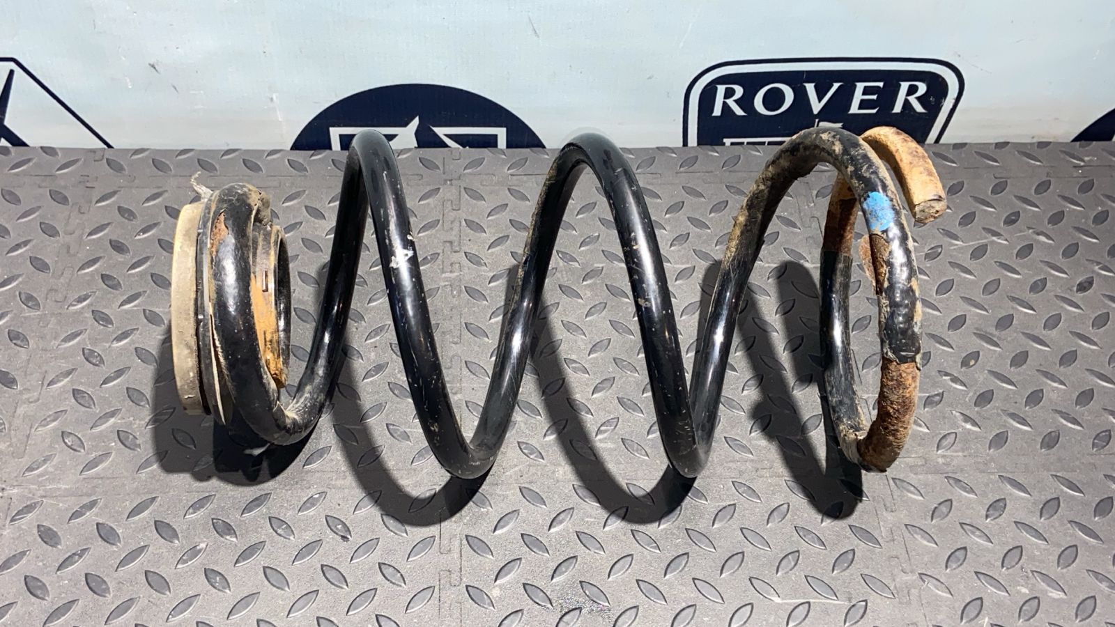 Пружина передняя Ford Transit 2006-2013