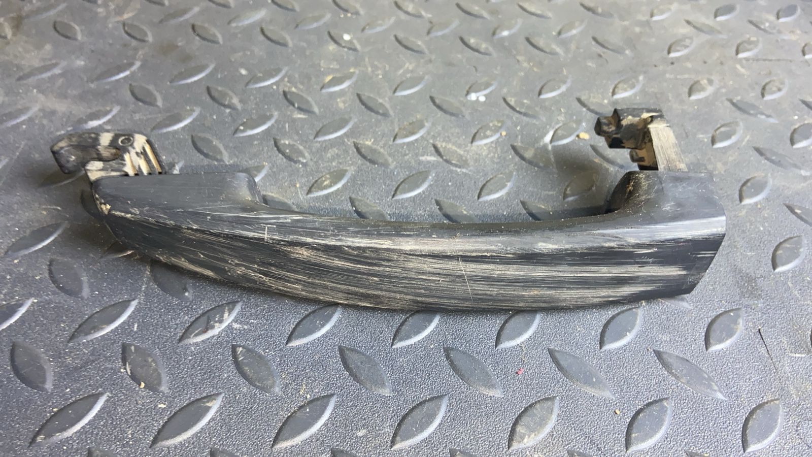 Ручка двери передняя левая Opel Zafira/B 2005-2014