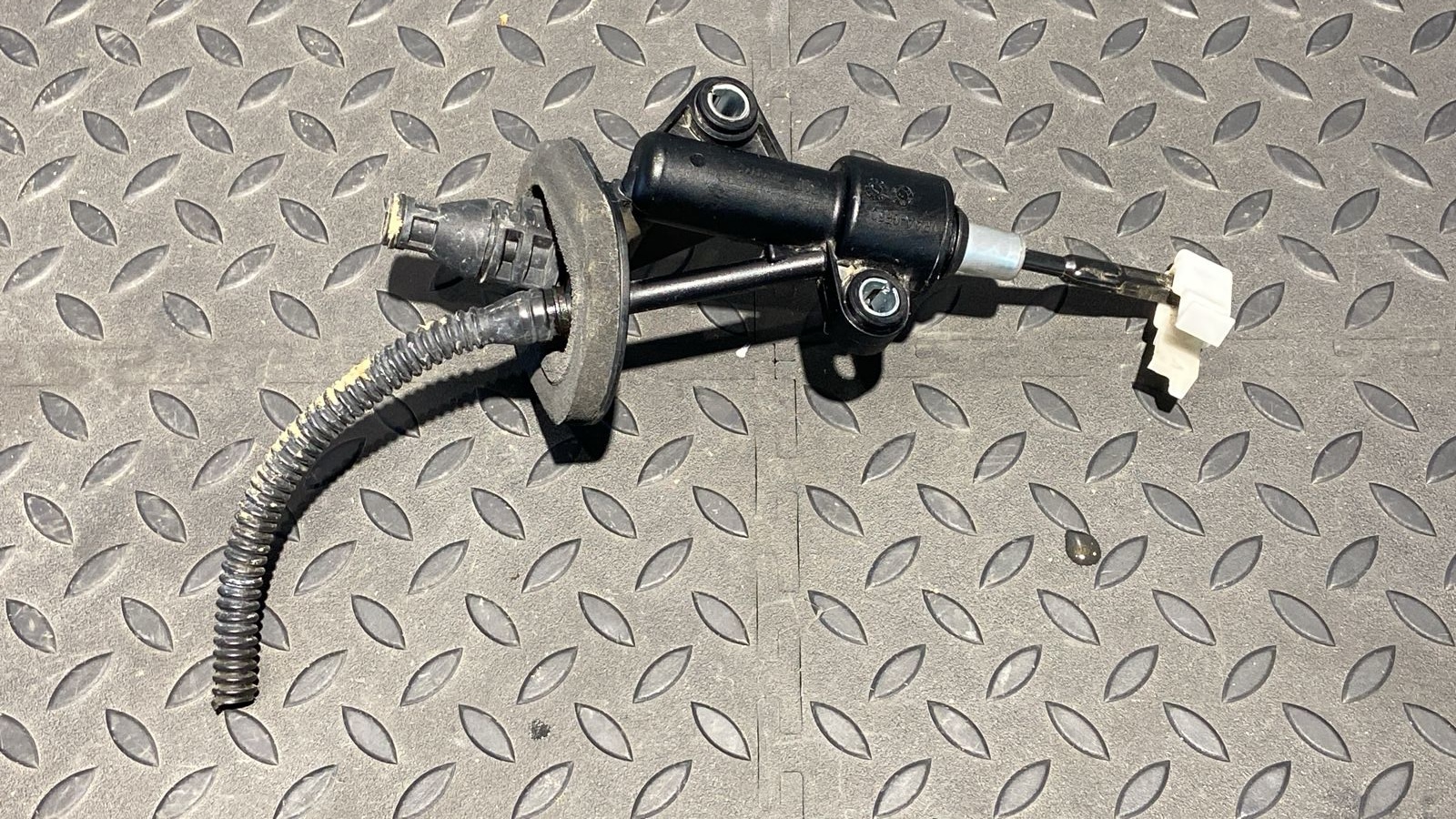 Цилиндр сцепления главный Opel Corsa/D 2006-2014