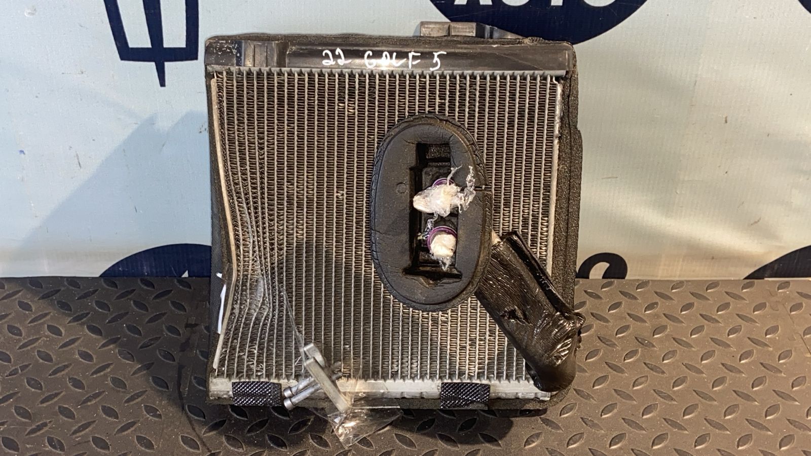 Испаритель кондиционера Volkswagen Golf/5 2003-2009